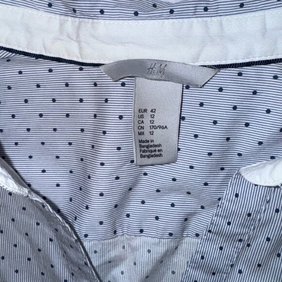 H&M Women’s Blue Polka Dot V-neck Button Down Shirt 12 Long Sleeve Size - Picture 3 of 8